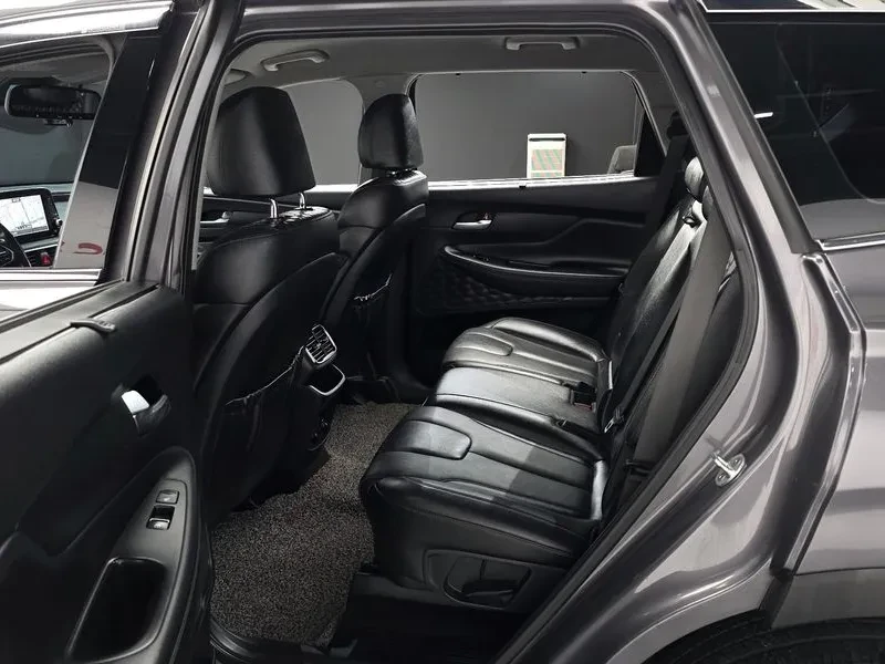 Hyundai Santa fe Diesel 2.0 2Wd Prestige, снимка 12 - Автомобили и джипове - 55738526