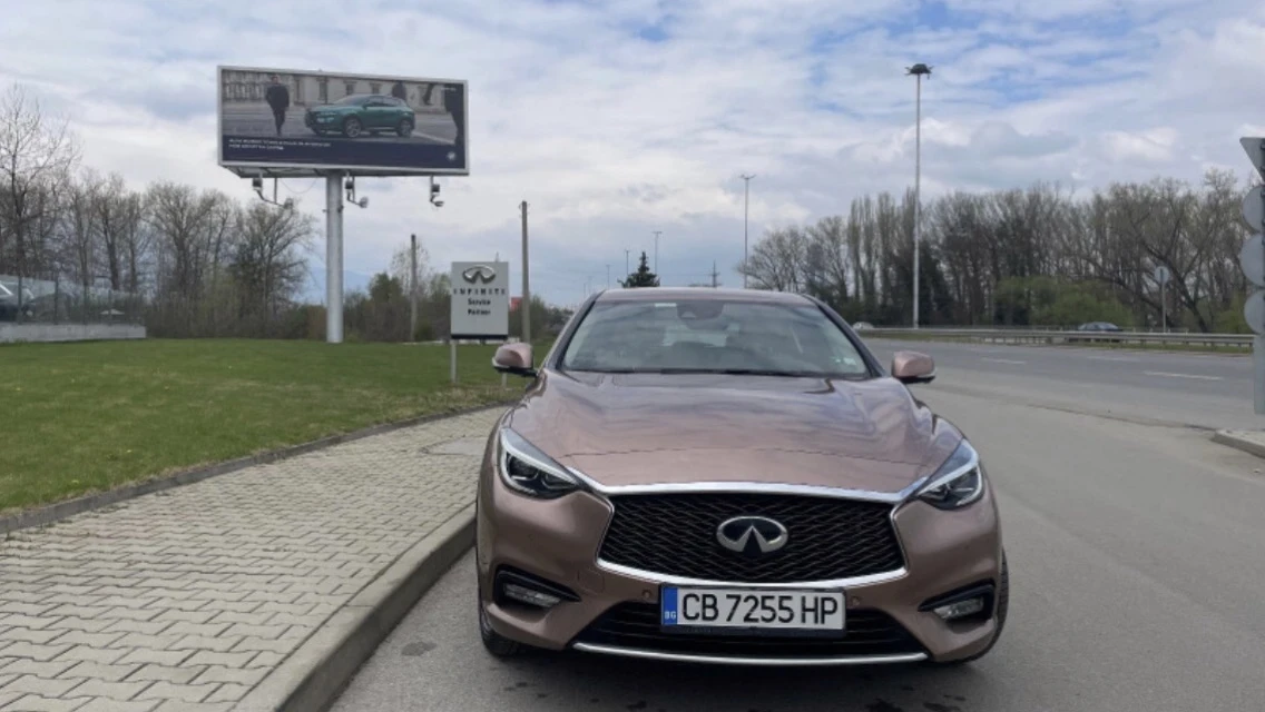 Infiniti Q30  - изображение 3