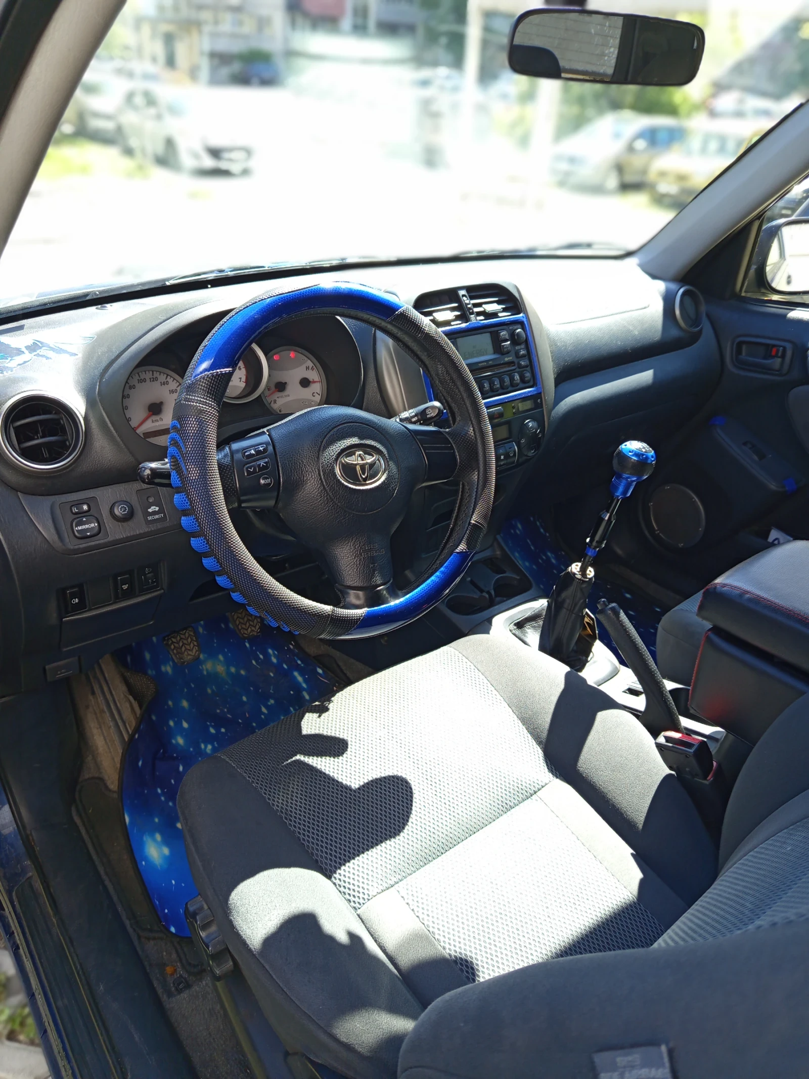 Toyota Rav4  - изображение 9