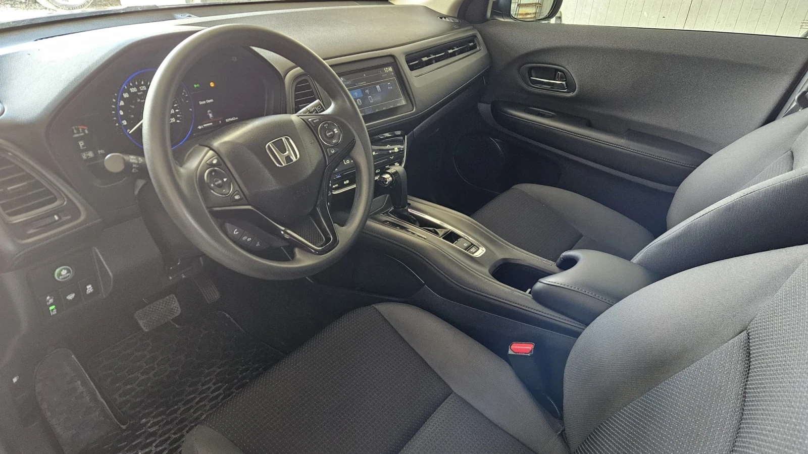 Honda Hr-v 1.8, 4x4, 29900km, 2019г. - изображение 7