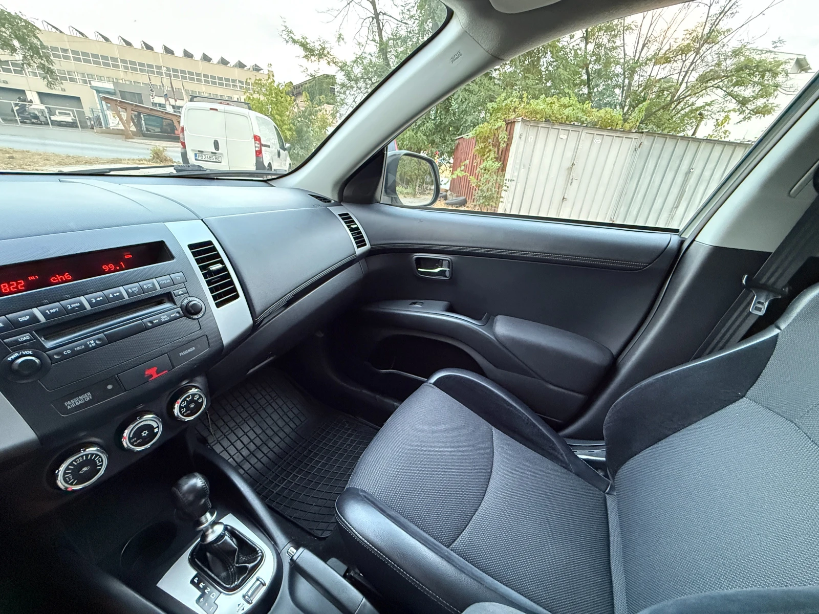 Peugeot 4007 2.2 TD (156 Hp) | Mobile.bg � ����������� 8