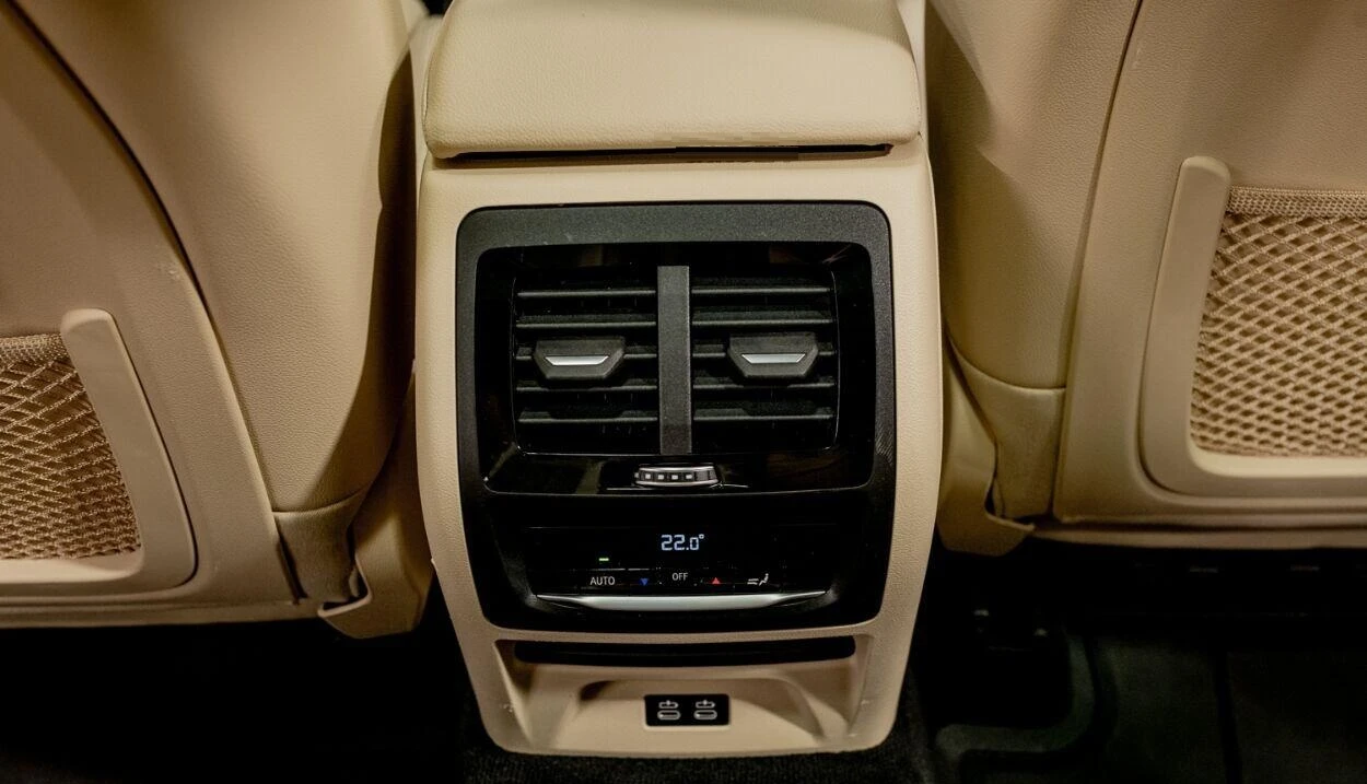 BMW X3 xDrive30e M Pack - изображение 10