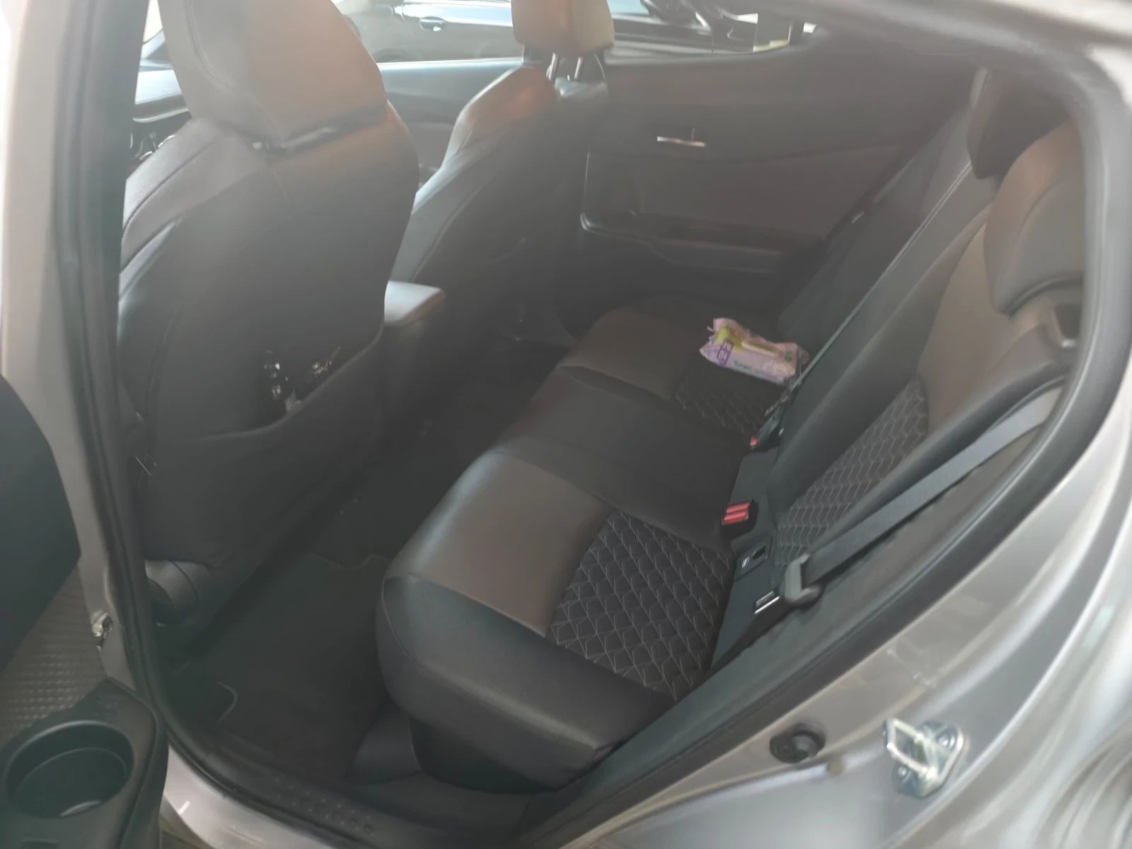 Toyota C-HR, снимка 5 - Автомобили и джипове - 54799852
