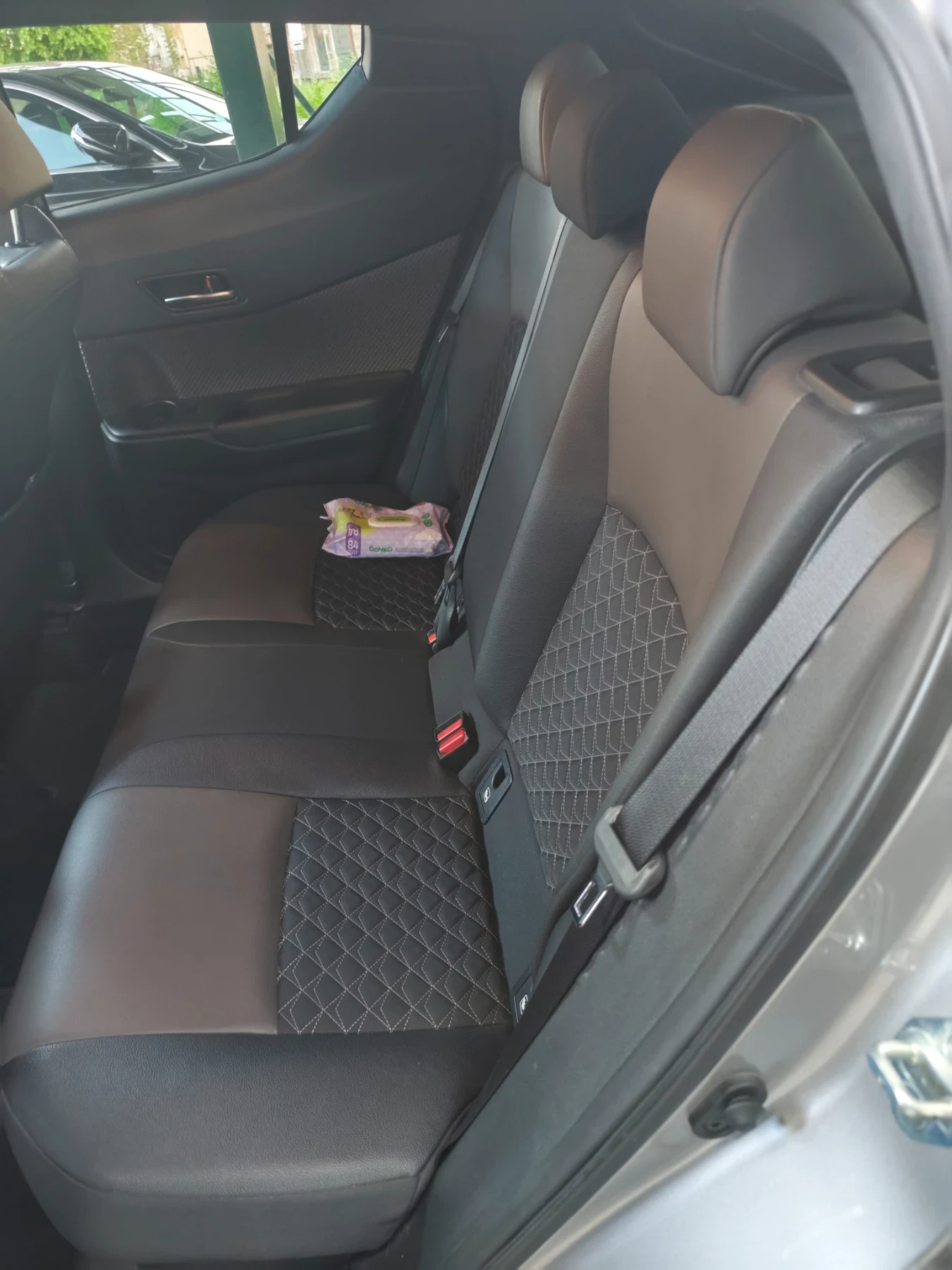 Toyota C-HR, снимка 4 - Автомобили и джипове - 54799852