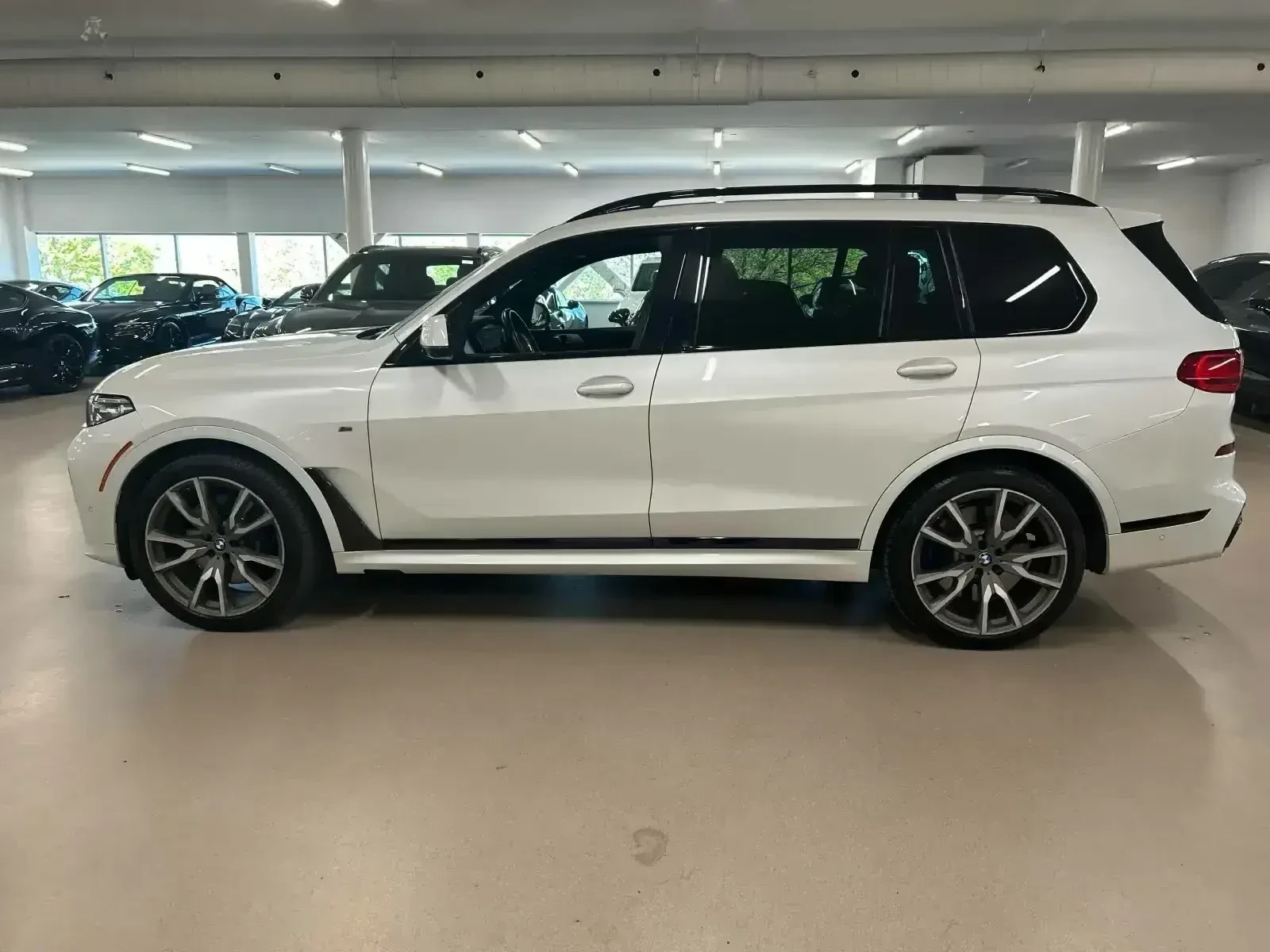 BMW X7 M50i * 7 МЕСТА * ПАНОРАМА * CARFAX * АВТО КРЕДИТ *, снимка 3 - Автомобили и джипове - 54859868