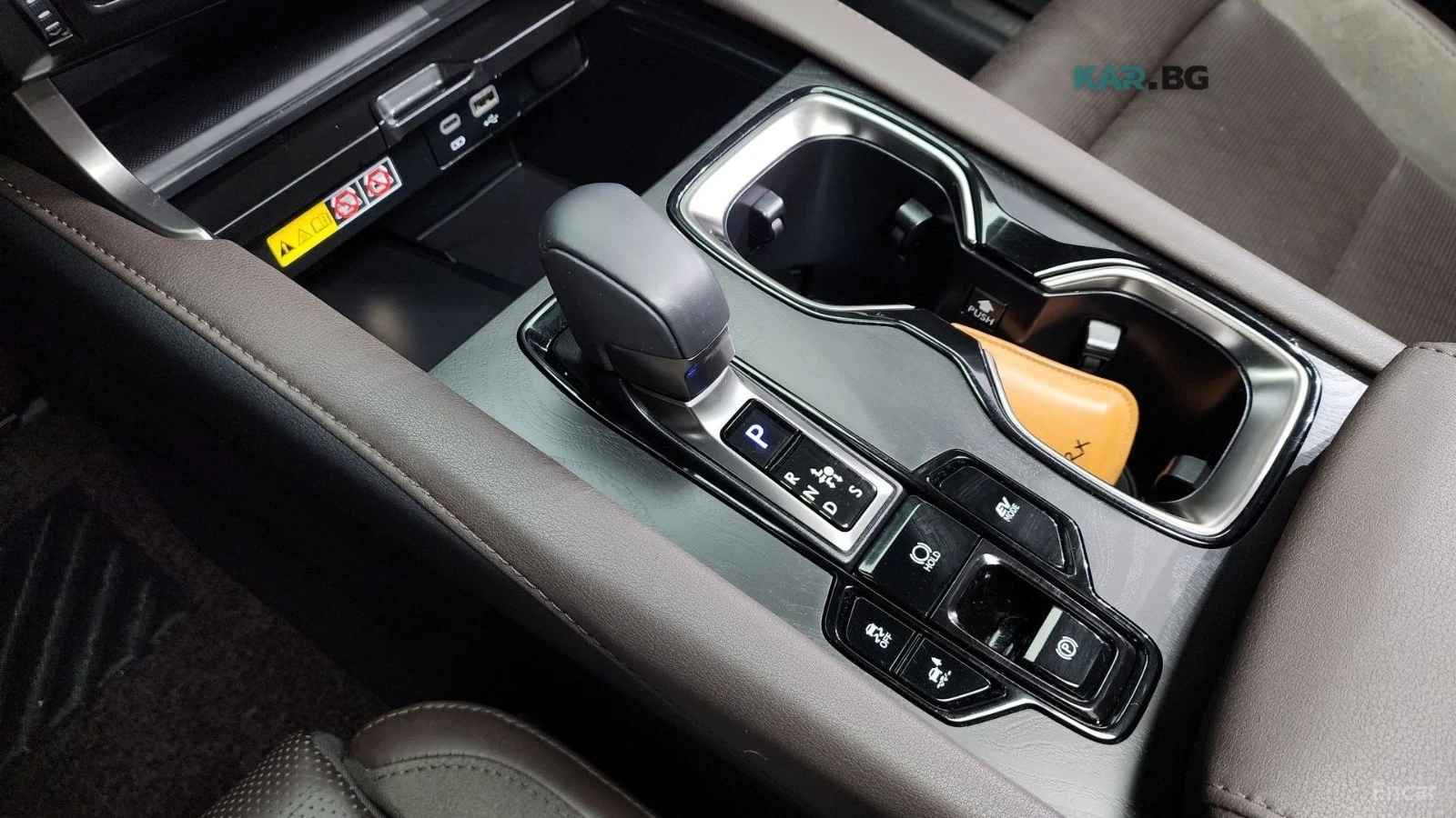 Lexus RX 350h LUXURY/360 VIEW/HUD/LANE DEPARTURE/DRIVER ASSIST , снимка 14 - Автомобили и джипове - 54902672