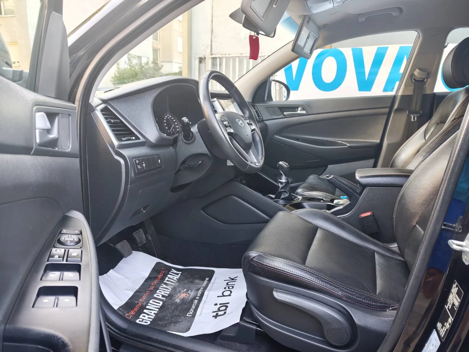 Hyundai Tucson 1.6 бензин 132 к. с. , снимка 11 - Автомобили и джипове - 55367826