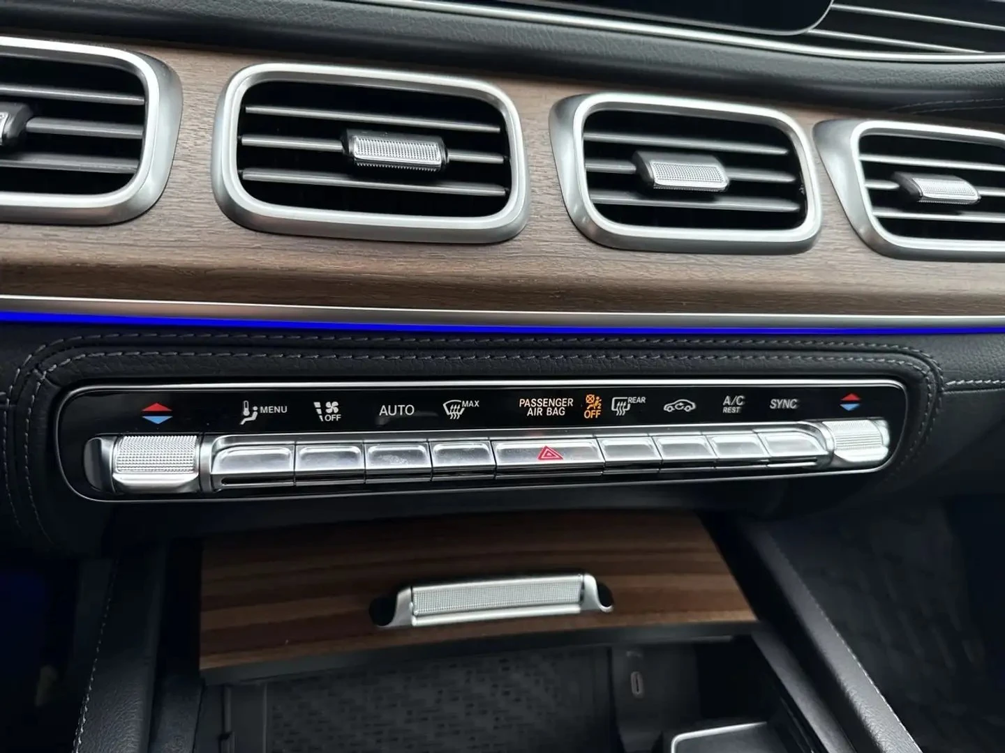 Mercedes-Benz GLE 350 AMG PKG ЦЕНА ДО БЪЛГАРИЯ АВТОКРЕДИТ, снимка 16 - Автомобили и джипове - 55615840