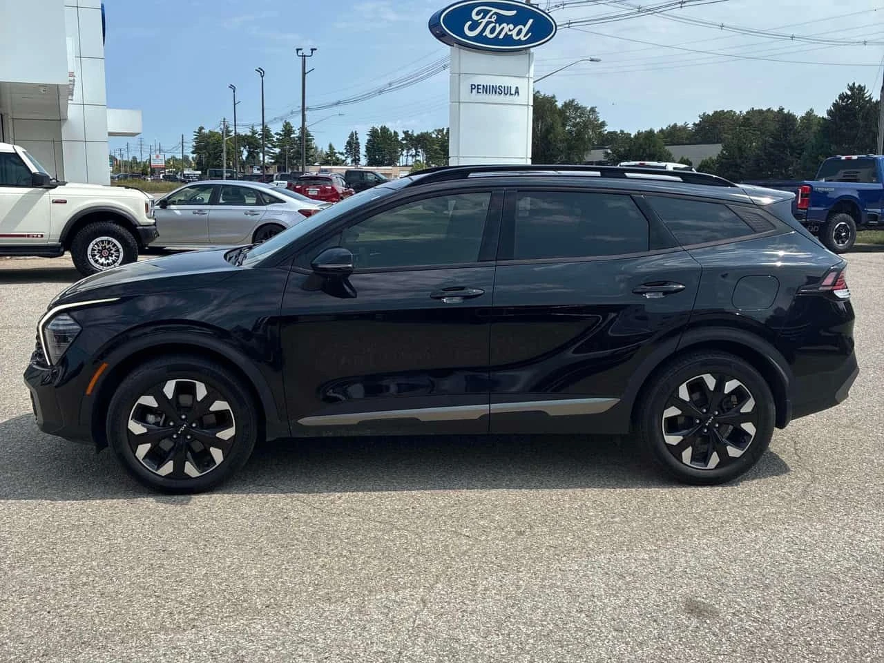 Kia Sportage X Line Limited | CARFAX | БЕЗ ИНЦИДЕНТИ, снимка 3 - Автомобили и джипове - 55631219