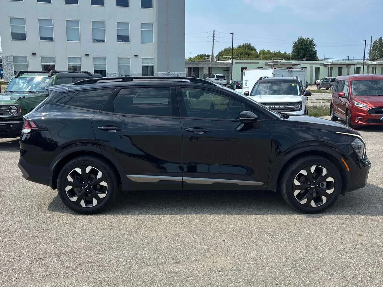 Kia Sportage X Line Limited | CARFAX | БЕЗ ИНЦИДЕНТИ, снимка 4 - Автомобили и джипове - 55631219