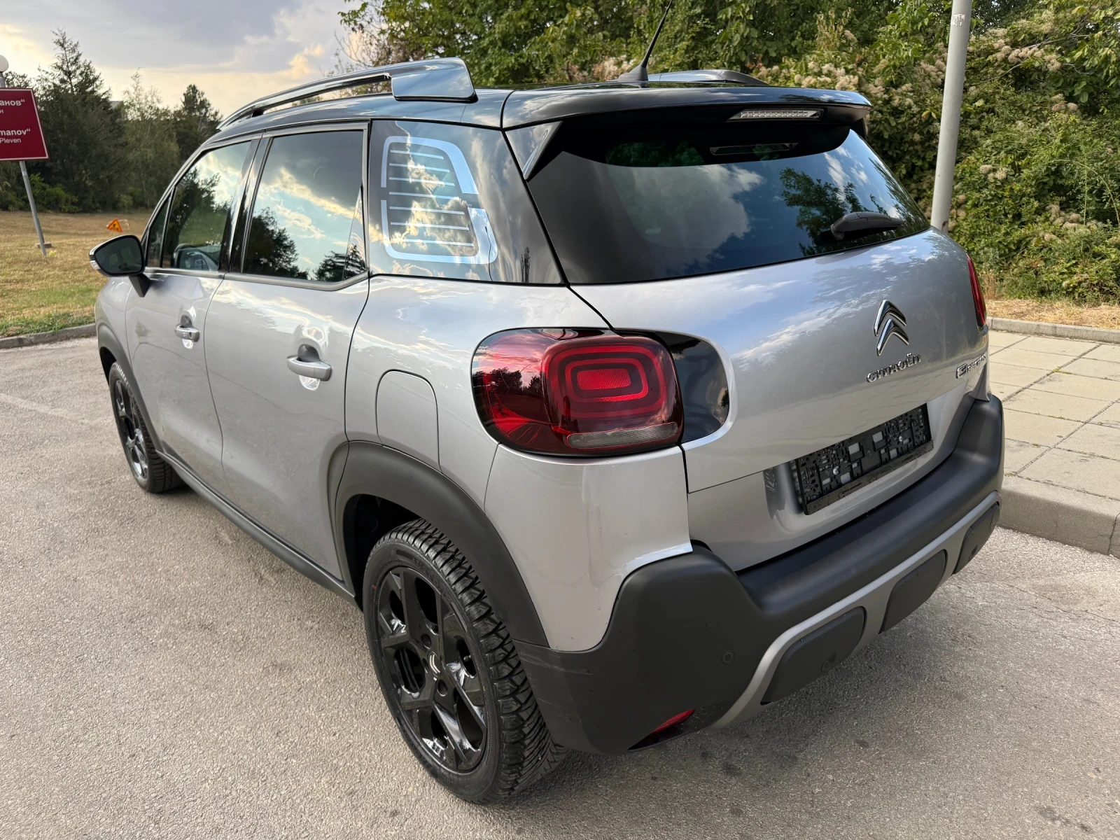 Citroen C3 Aircross 1.2i MAX Pure Tech ГАРАНЦИЯ, снимка 4 - Автомобили и джипове - 56060510