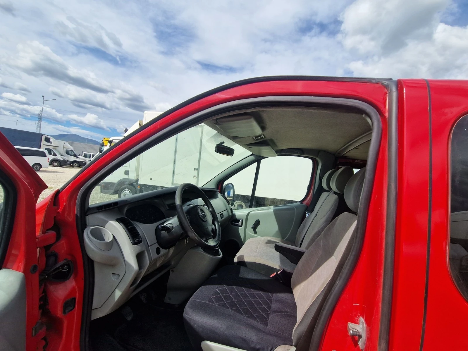 Opel Vivaro 1.9 tdci /// 8+1 maxxi - изображение 7