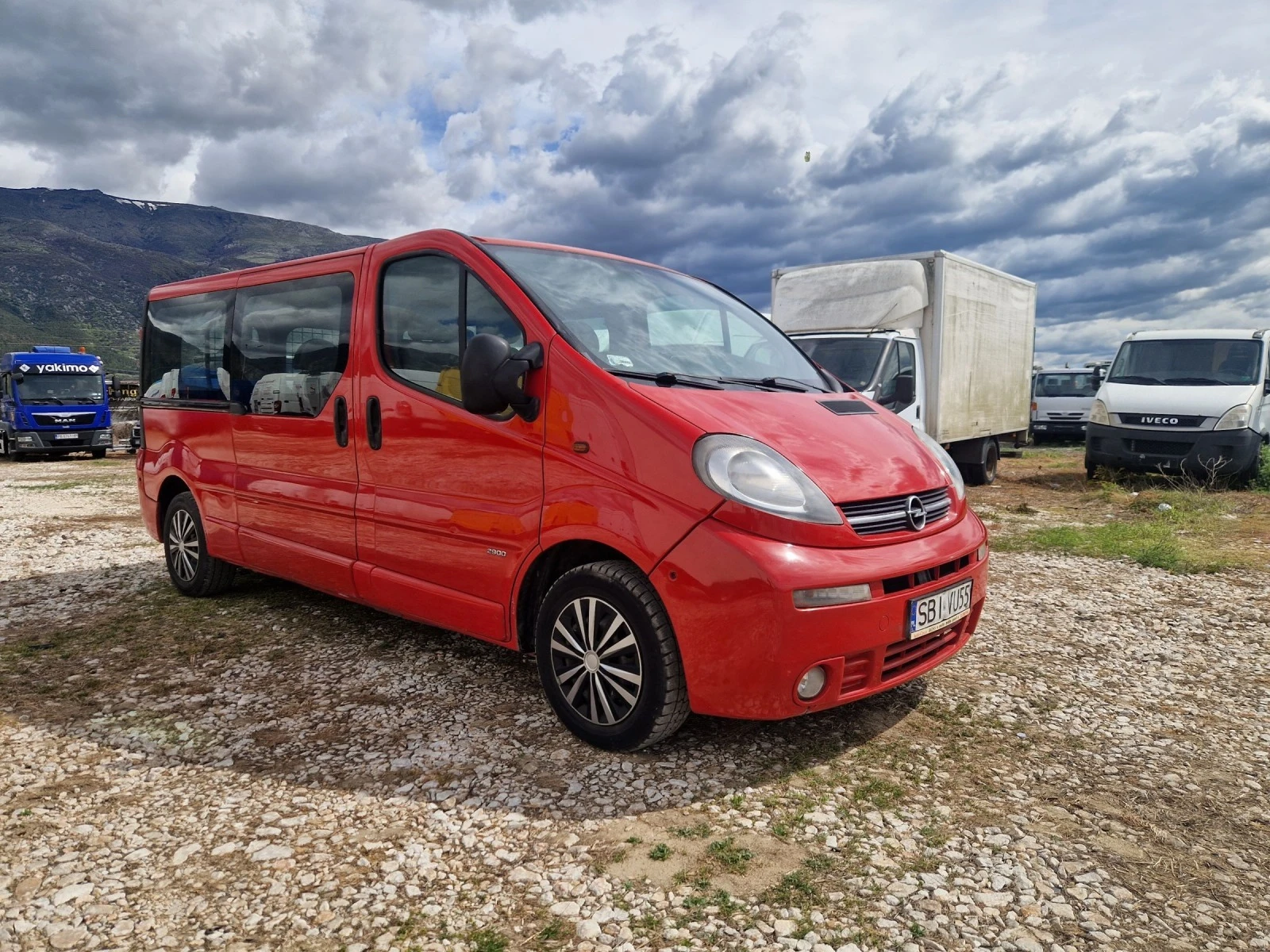 Opel Vivaro 1.9 tdci /// 8+1 maxxi - изображение 2