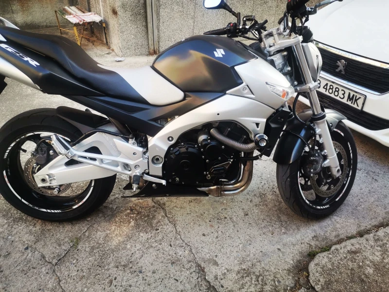 Suzuki Gsr 600, снимка 4 - Мотоциклети и мототехника - 49923751