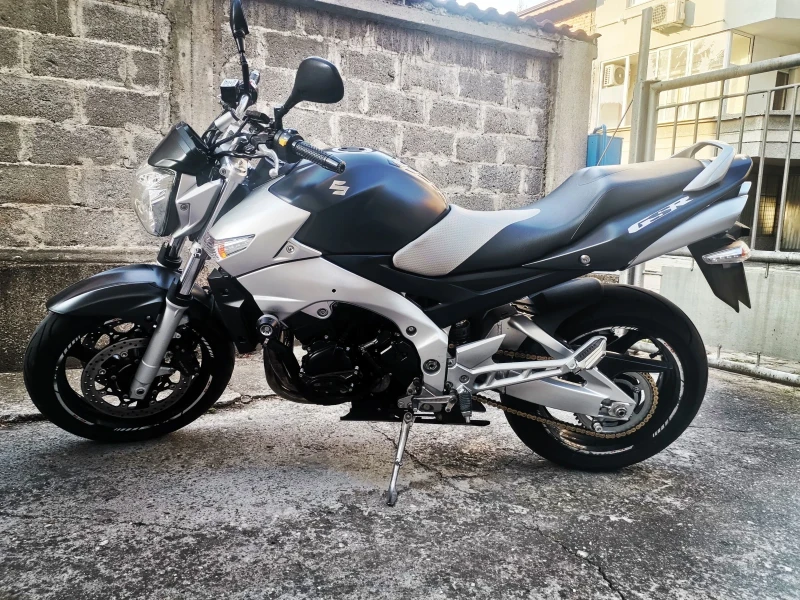 Suzuki Gsr 600, снимка 3 - Мотоциклети и мототехника - 49923751