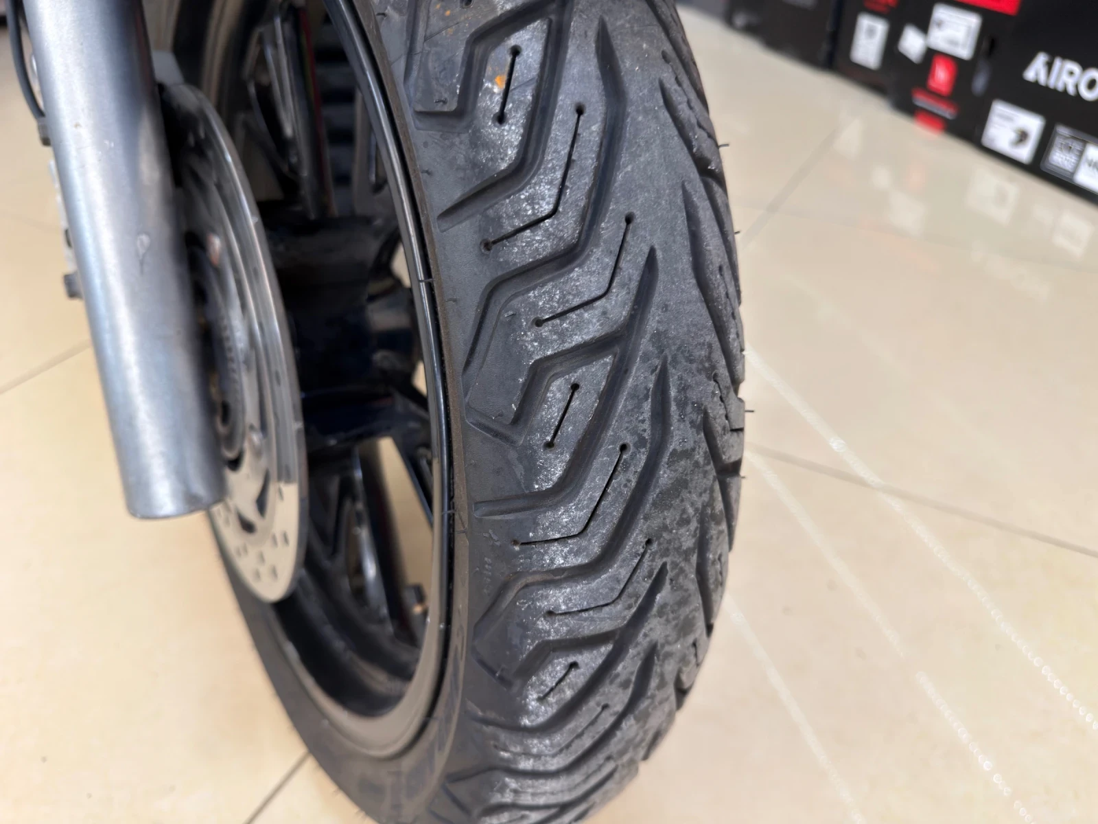 Kymco People 300GTI | Mobile.bg � ����������� 9