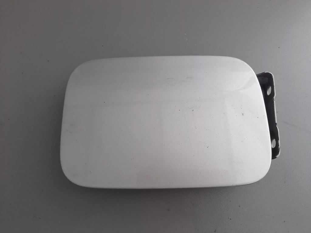 Капачка резервоар външна Мерцедес А170 (сива)