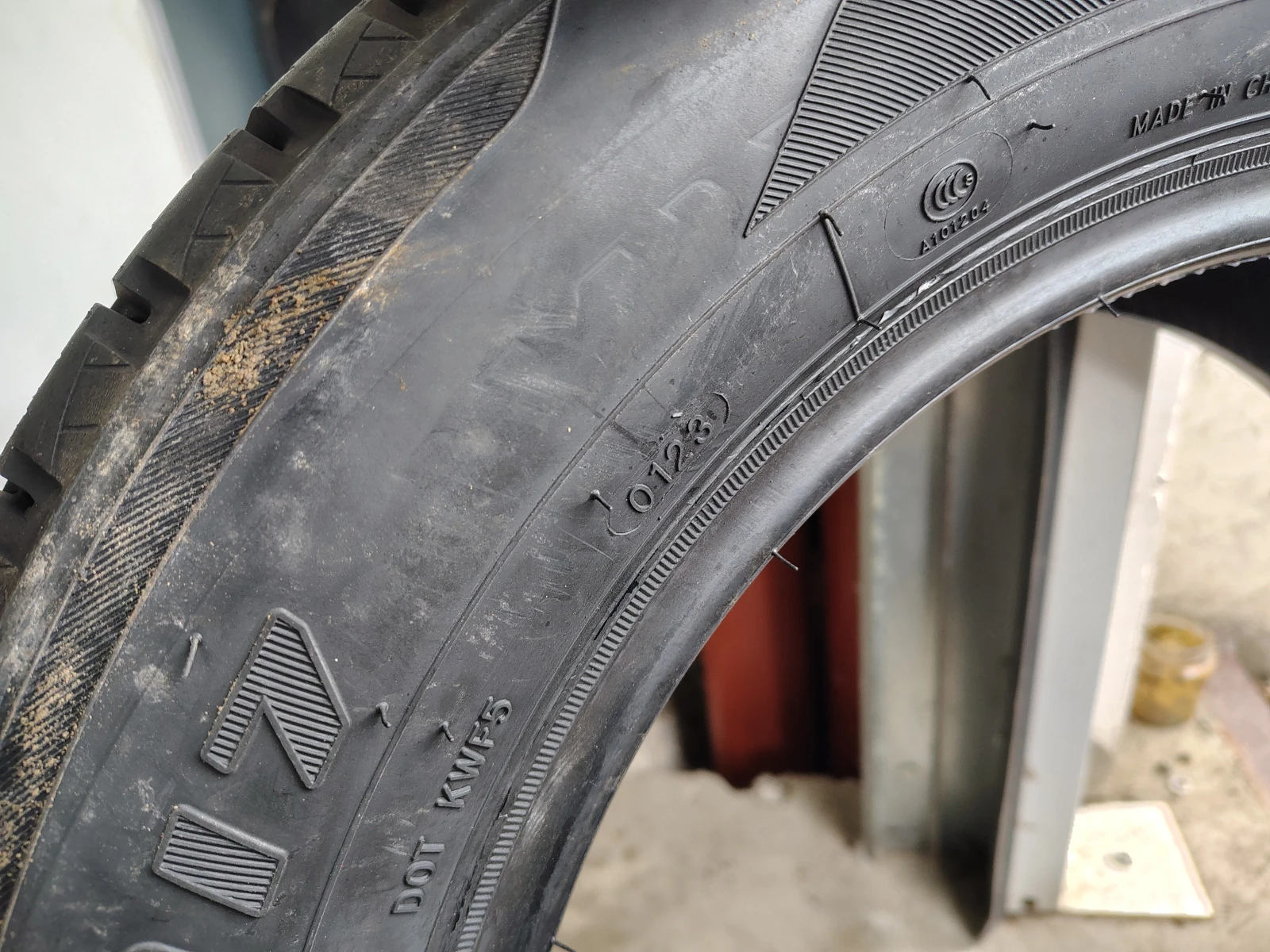 Гуми Летни 225/60R17, снимка 7 - Гуми и джанти - 53751992