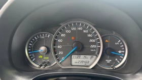 Toyota Yaris 1.5 Hybrid , снимка 13