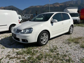 VW Golf 1.6 ГАЗ-бензин, снимка 1