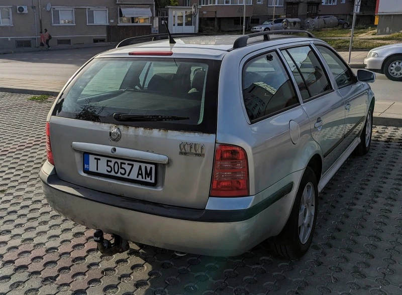 Skoda Octavia Elegance, снимка 3 - Автомобили и джипове - 47020289