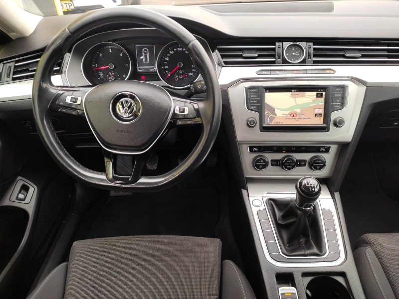 VW Passat 2.0TDI Comfortline, снимка 7 - Автомобили и джипове - 44403470