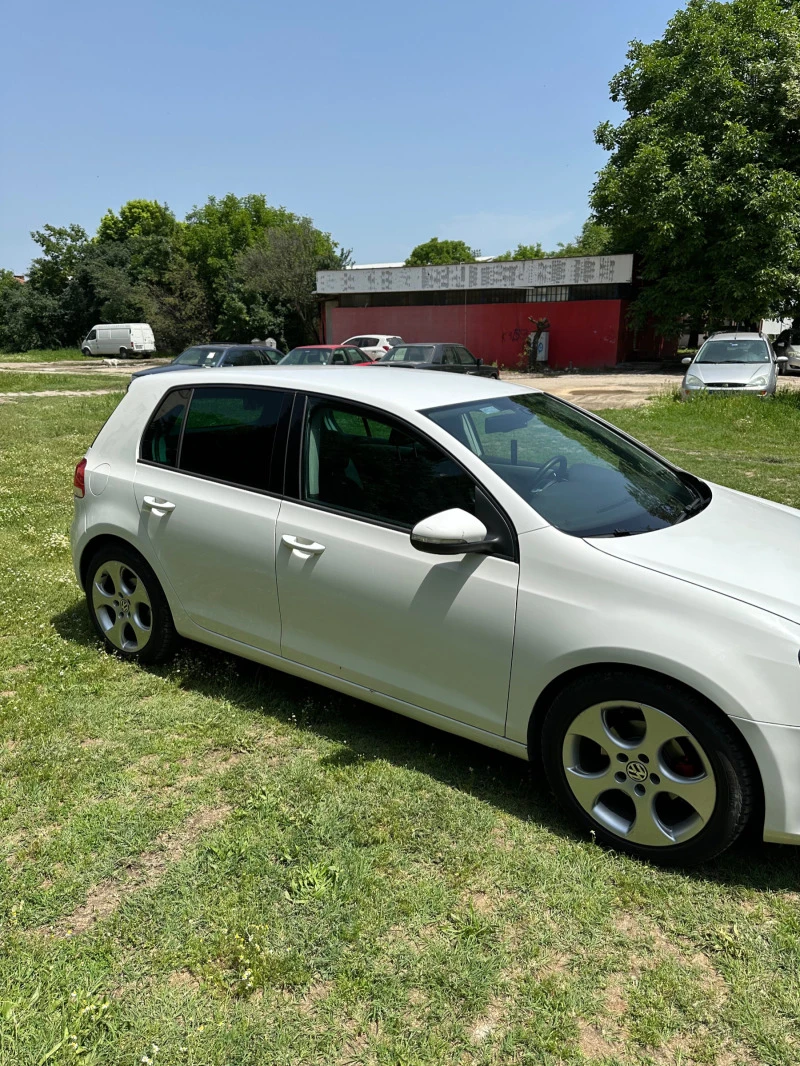 VW Golf, снимка 5 - Автомобили и джипове - 46943266