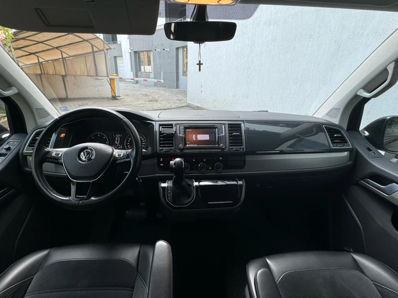 VW Multivan 2.0d / РЕГИСТРИРАН / 7 МЕСТЕН, снимка 15 - Автомобили и джипове - 47666164