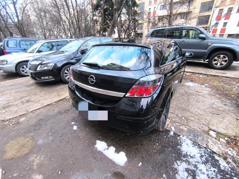 Opel Astra GTC Cosmo FACELIFT, снимка 2 - Автомобили и джипове - 48482136