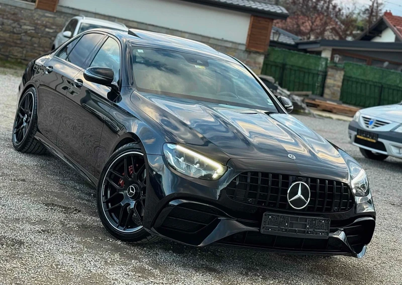 Mercedes-Benz E 220 AMG