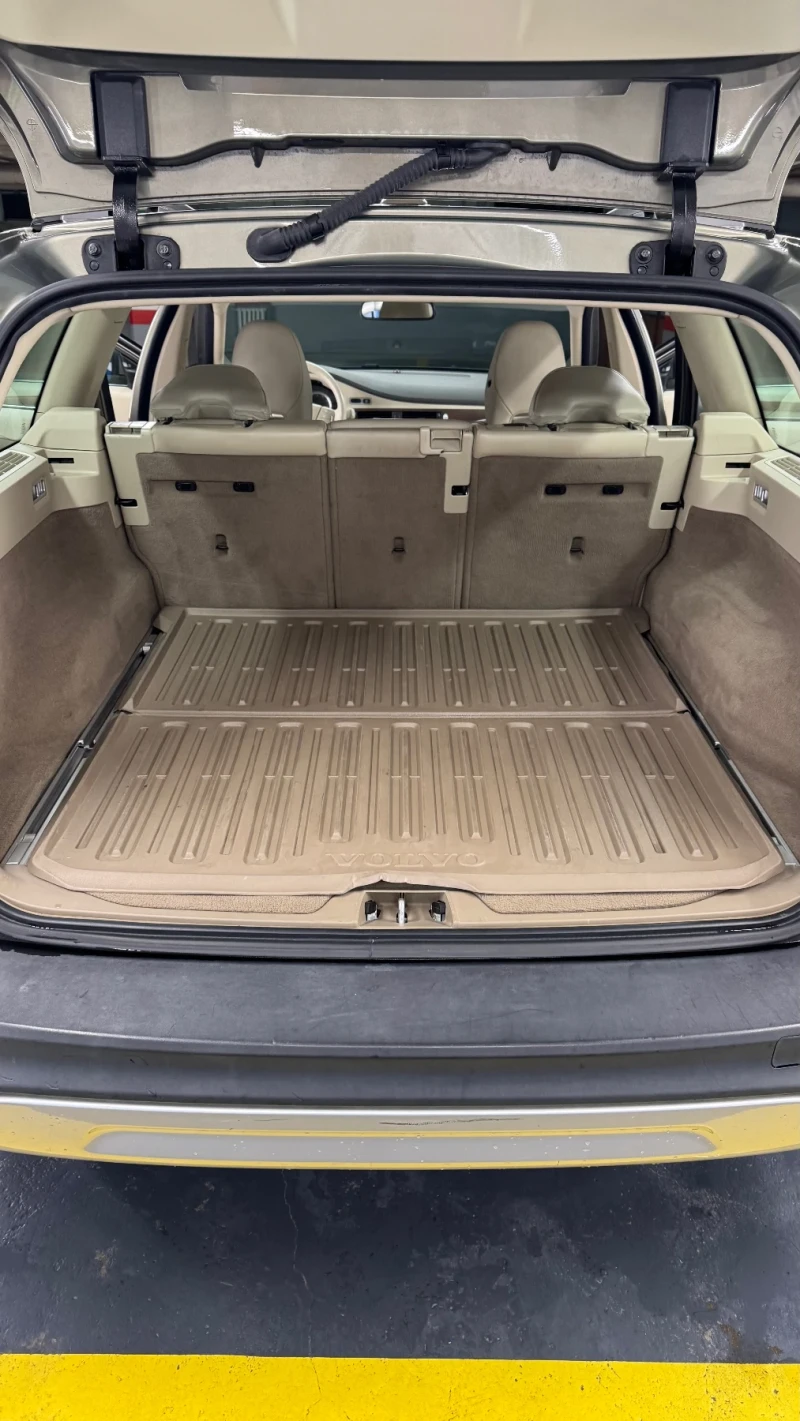 Volvo Xc70 VOLVO XC70, 3.2, снимка 16 - Автомобили и джипове - 52558169