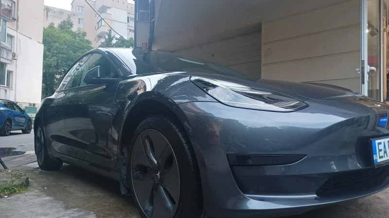 Tesla Model 3 SR+ , снимка 5 - Автомобили и джипове - 51830313