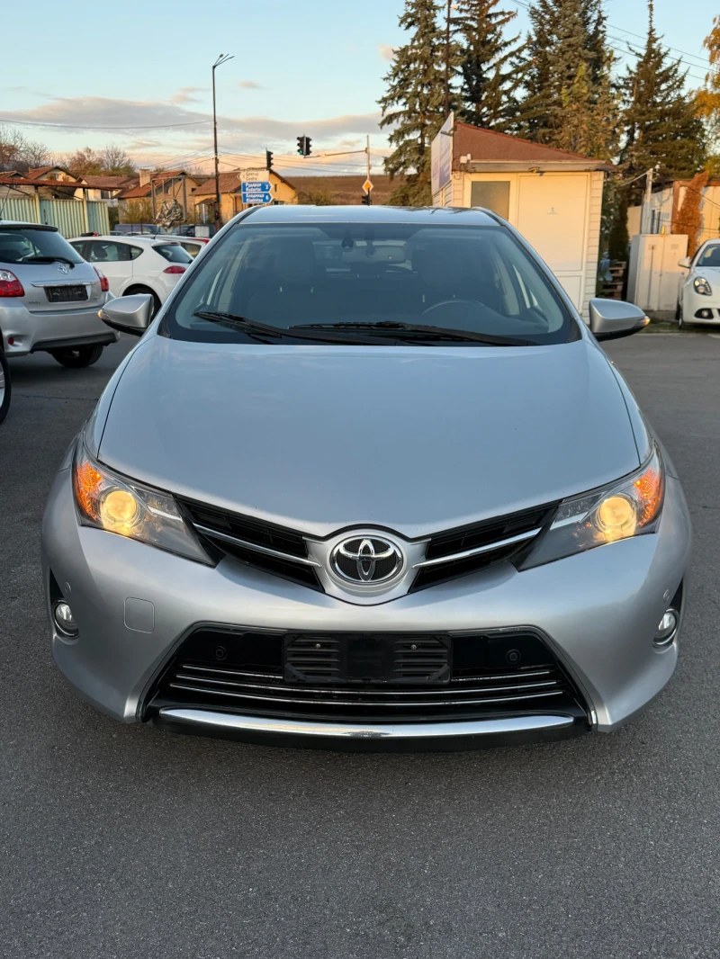 Toyota Auris 1.4D-4D LOUNGE, снимка 11 - Автомобили и джипове - 52326224