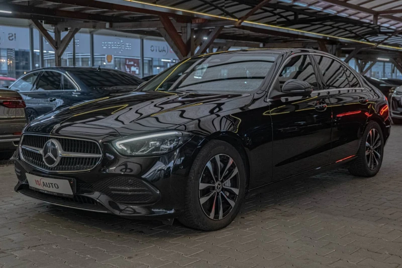 Mercedes-Benz C 300 CDI/9G Tronic/Virtual/Подгрев/Камера/Седан, снимка 3 - Автомобили и джипове - 52298665