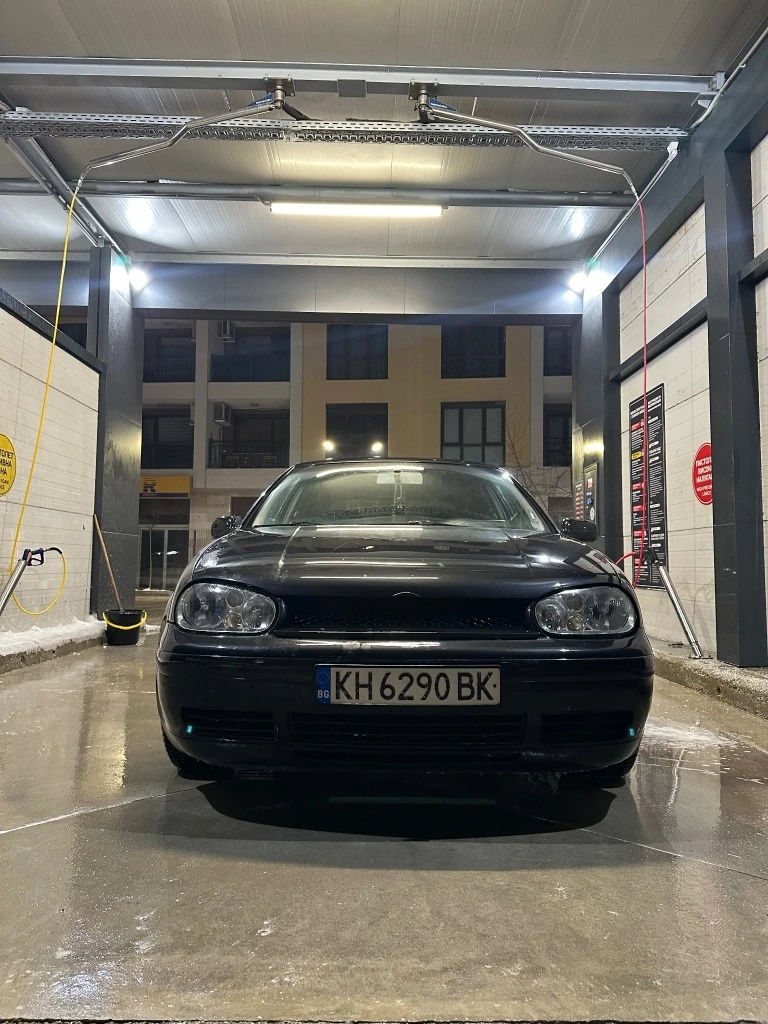 VW Golf, снимка 2 - Автомобили и джипове - 49260072