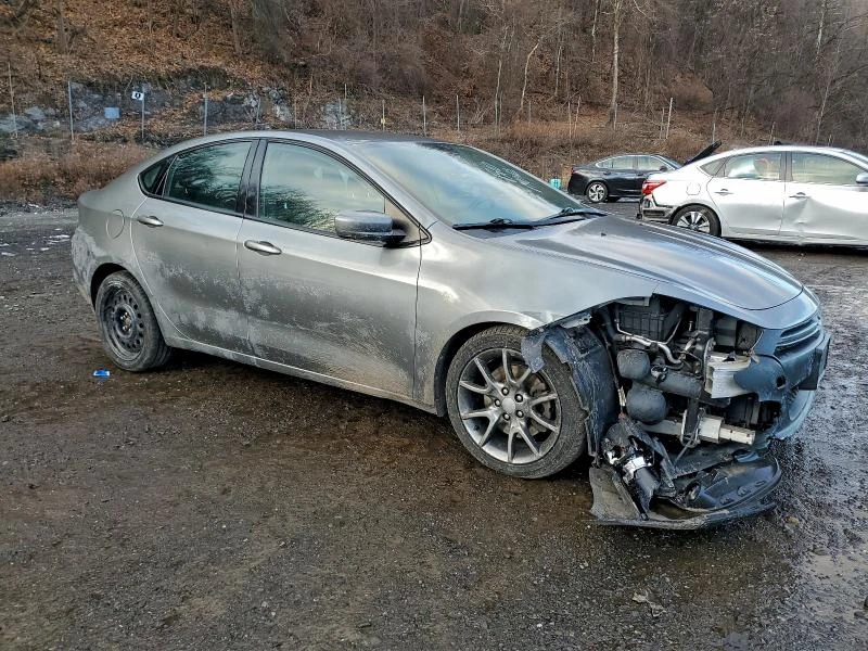 Dodge Dart 2.0L 4 Front-wheel Drive, снимка 8 - Автомобили и джипове - 53124633