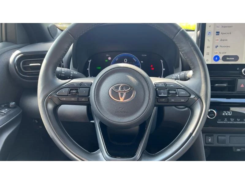 Toyota Yaris Cross 1.5H Chic | Mobile.bg � ����������� 13