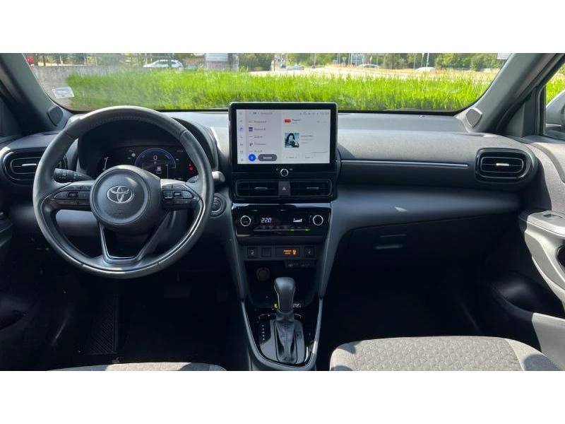 Toyota Yaris Cross 1.5H Chic | Mobile.bg � ����������� 11