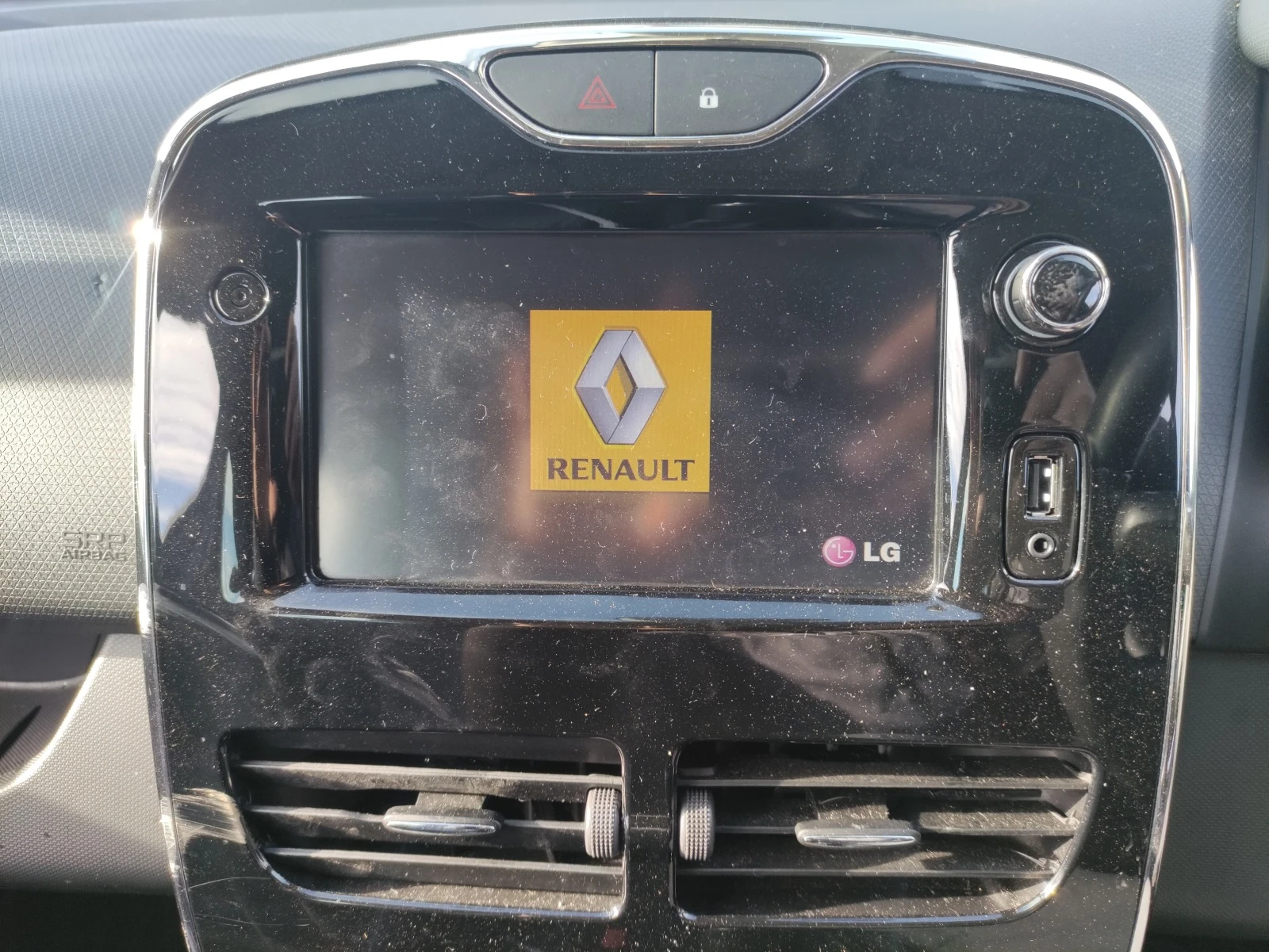 Renault Clio 1.5dci | Mobile.bg — изображение 11