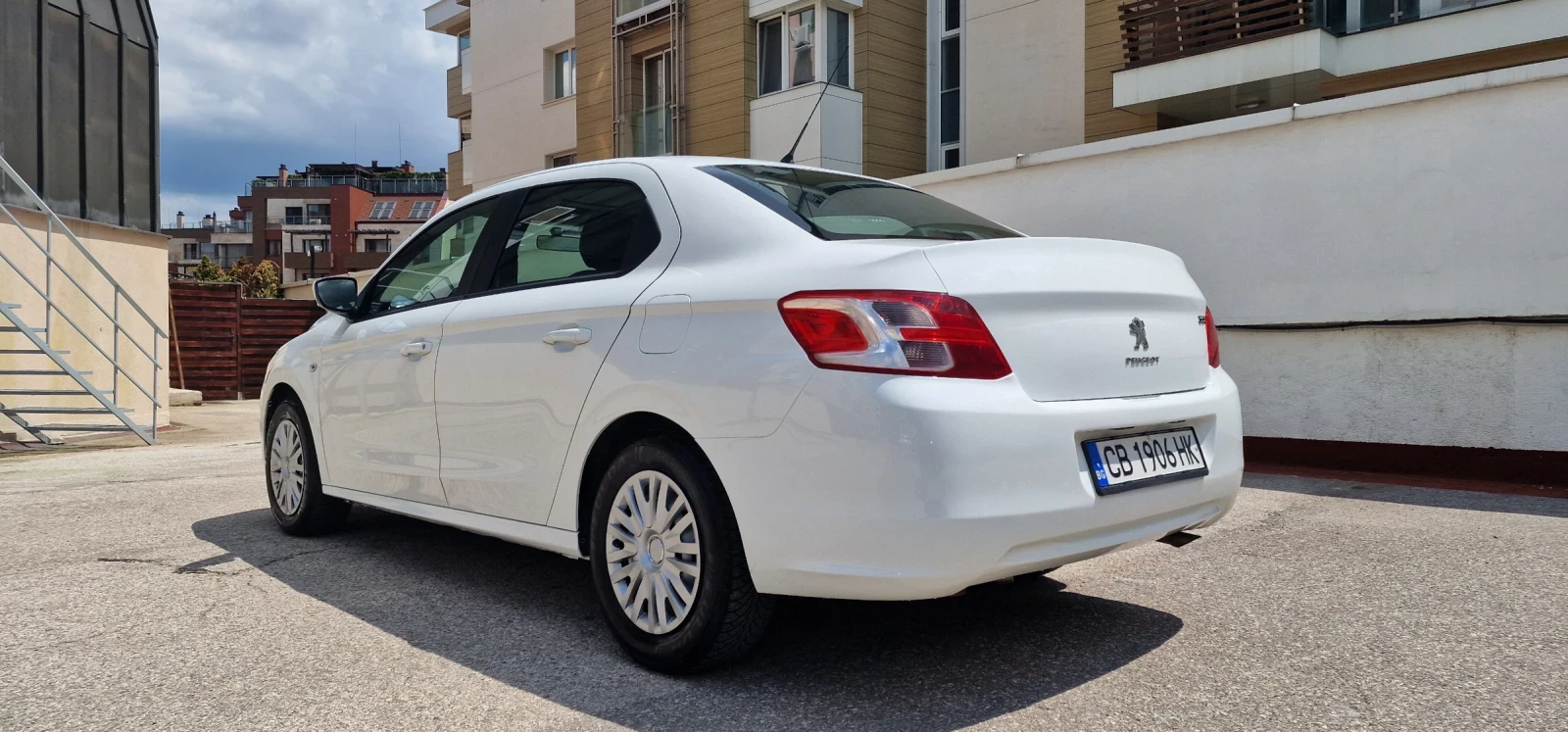 Peugeot 301 1.2 72 к.с. LPG Първи собственик - изображение 4