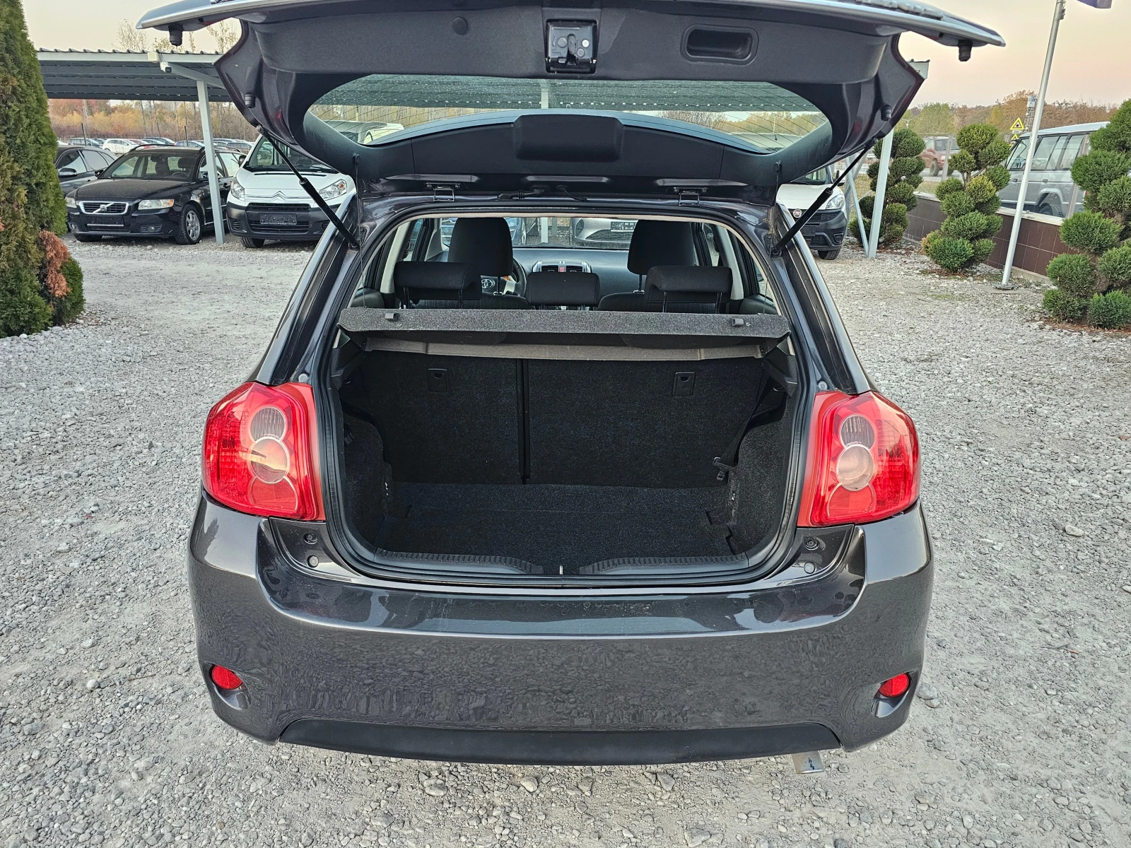 Toyota Auris 1.4D-4D 90 ! !  ! !    | Mobile.bg   15