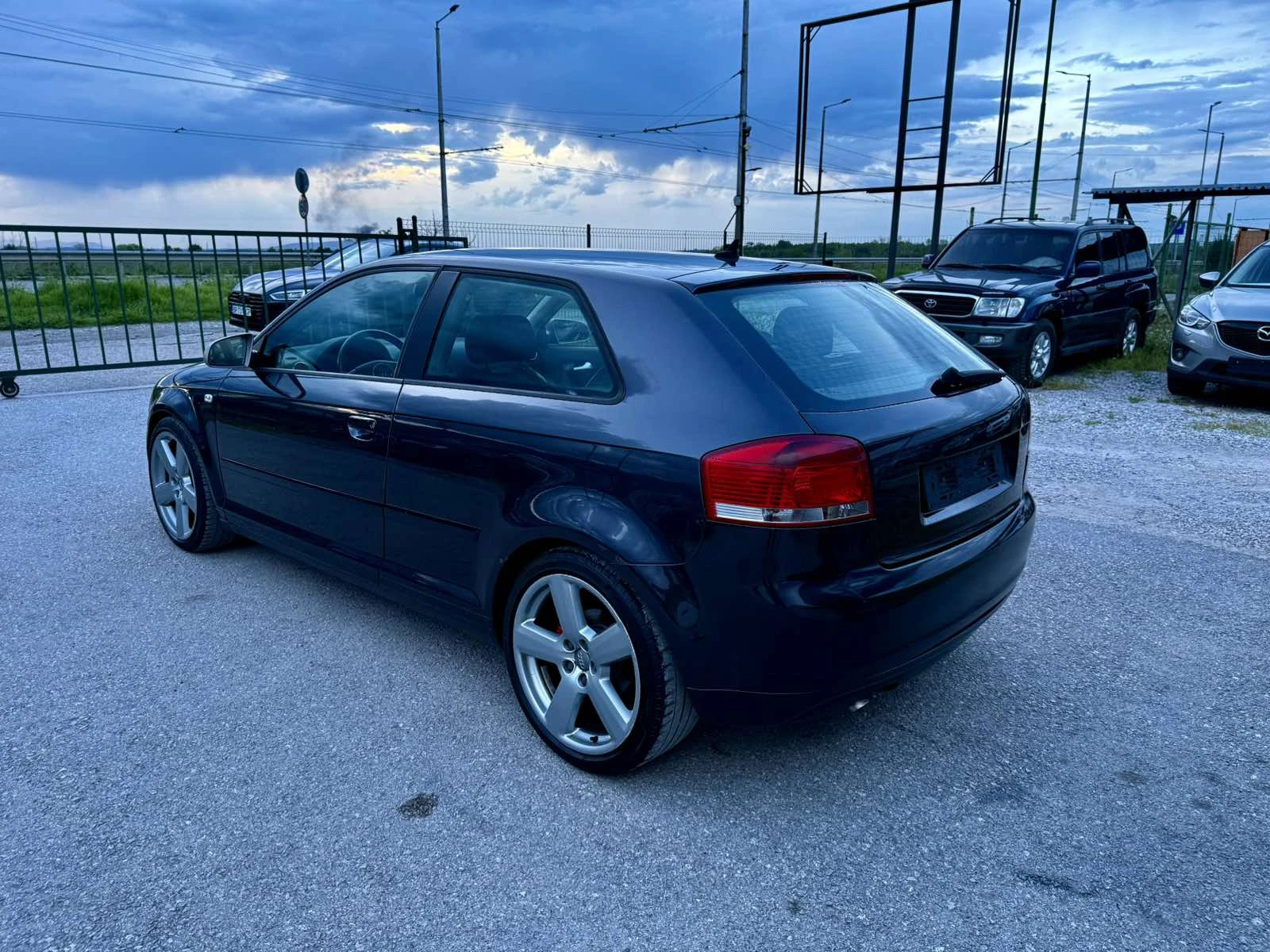 Audi A3 2.0TDI S-line NAVI КОЖА INDIVIDUAL - изображение 8