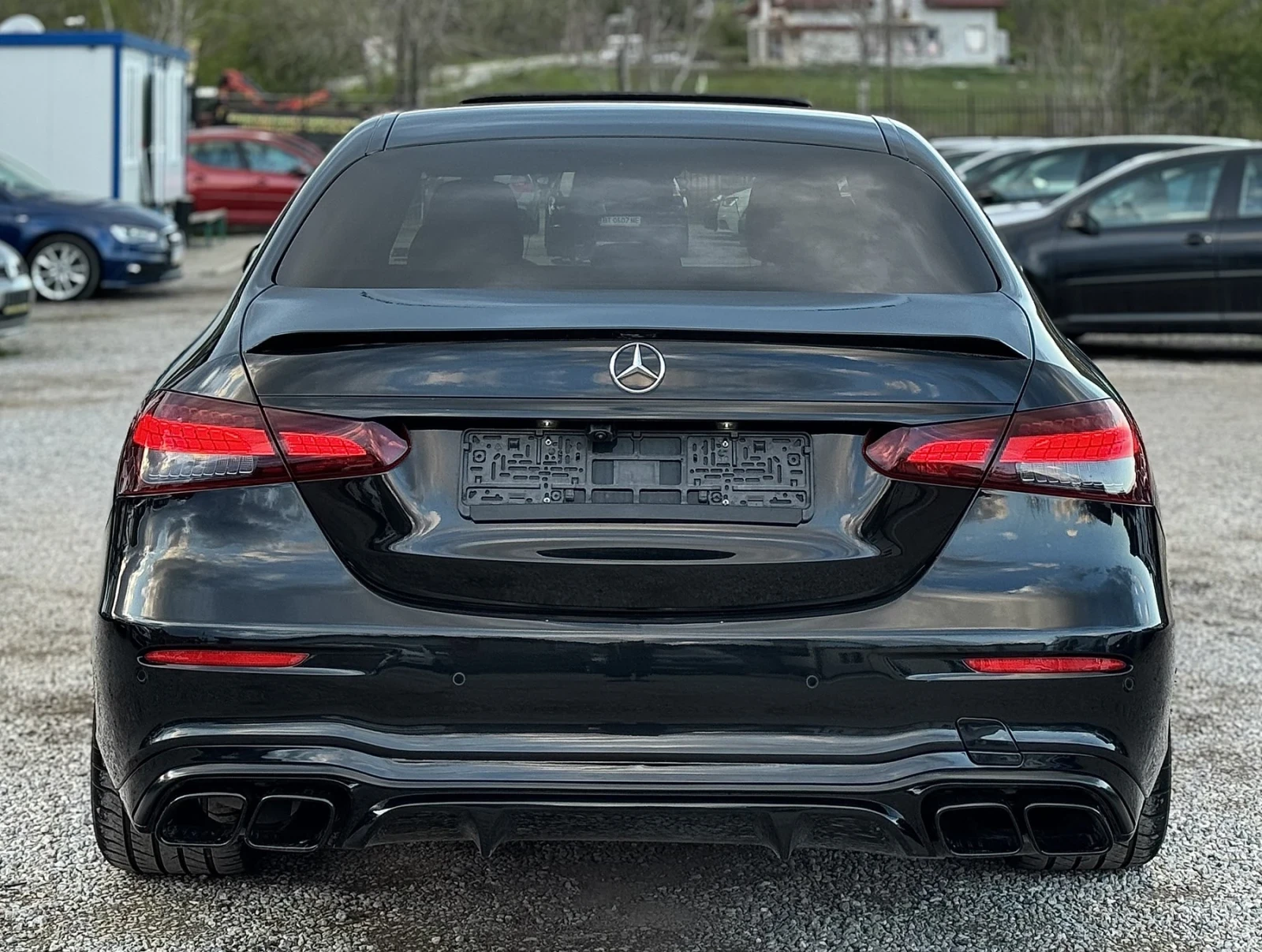 Mercedes-Benz E 220 AMG - изображение 6