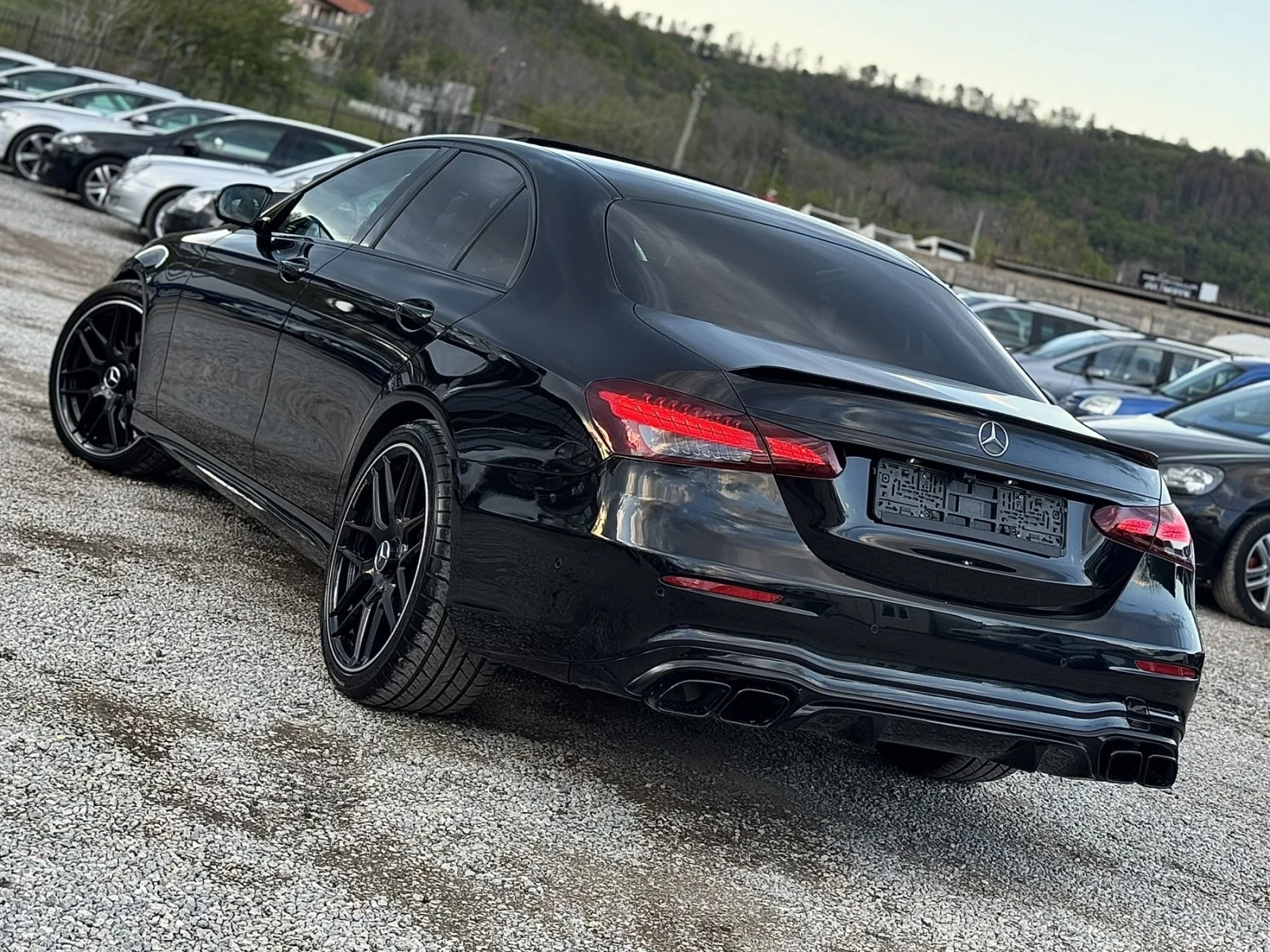 Mercedes-Benz E 220 AMG - изображение 7