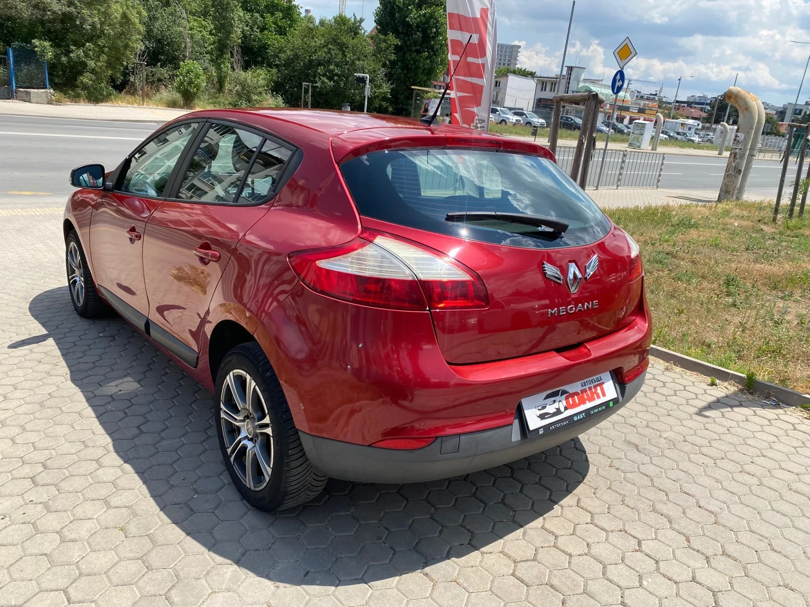 Renault Megane 1.5dCi/EURO.5B - изображение 6