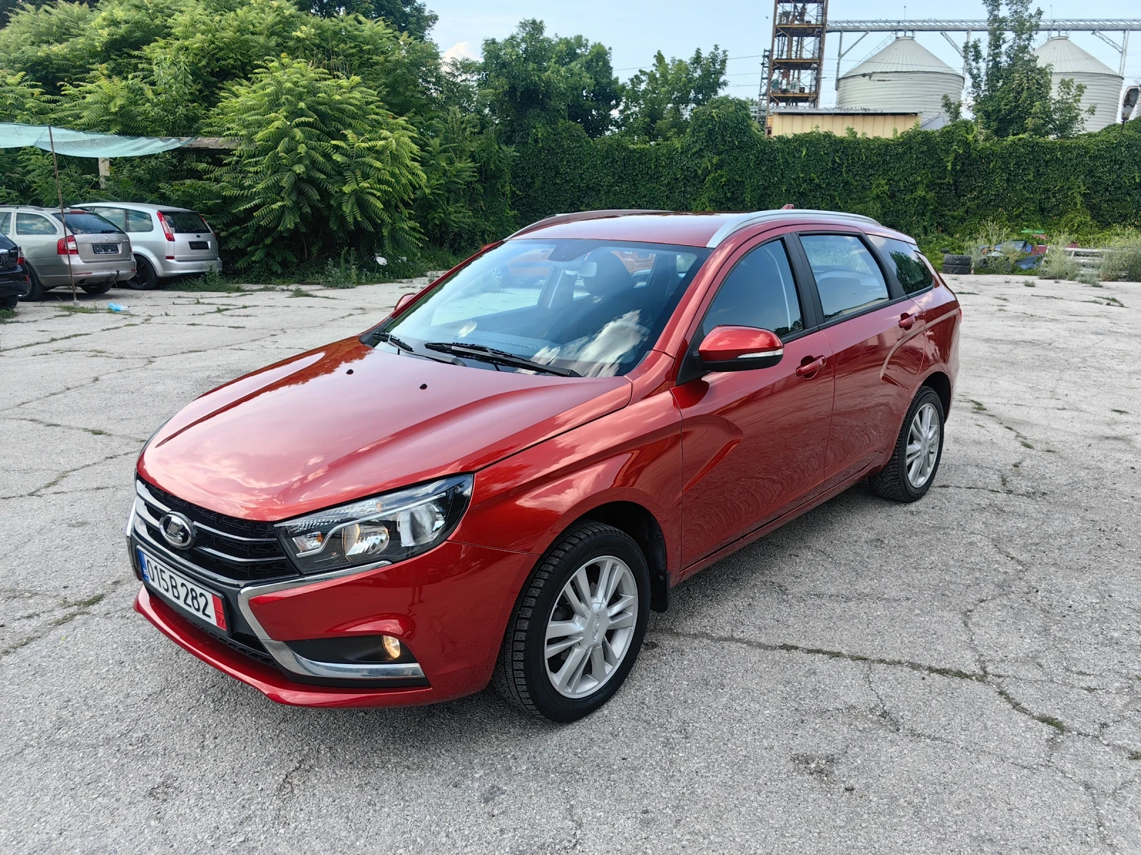 Lada Vesta 1.6 Бензин 102 кс, Facelift, Евро 6, Комби  - изображение 2