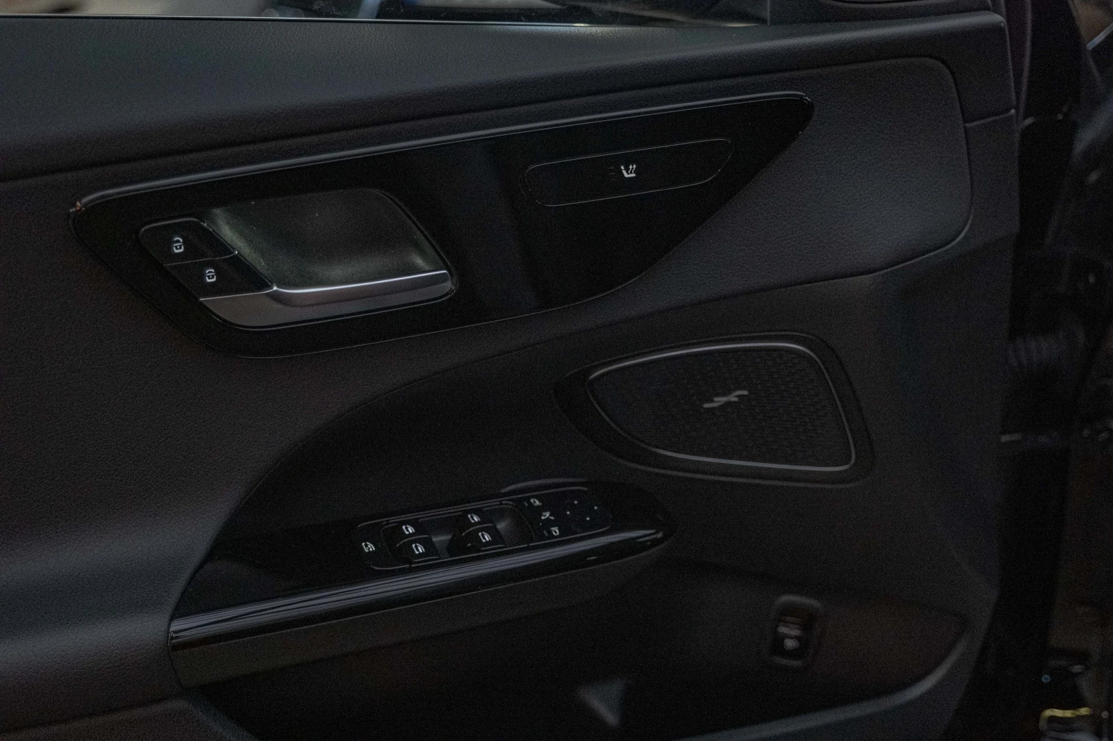 Mercedes-Benz C 300 CDI/9G Tronic/Virtual/// | Mobile.bg   10