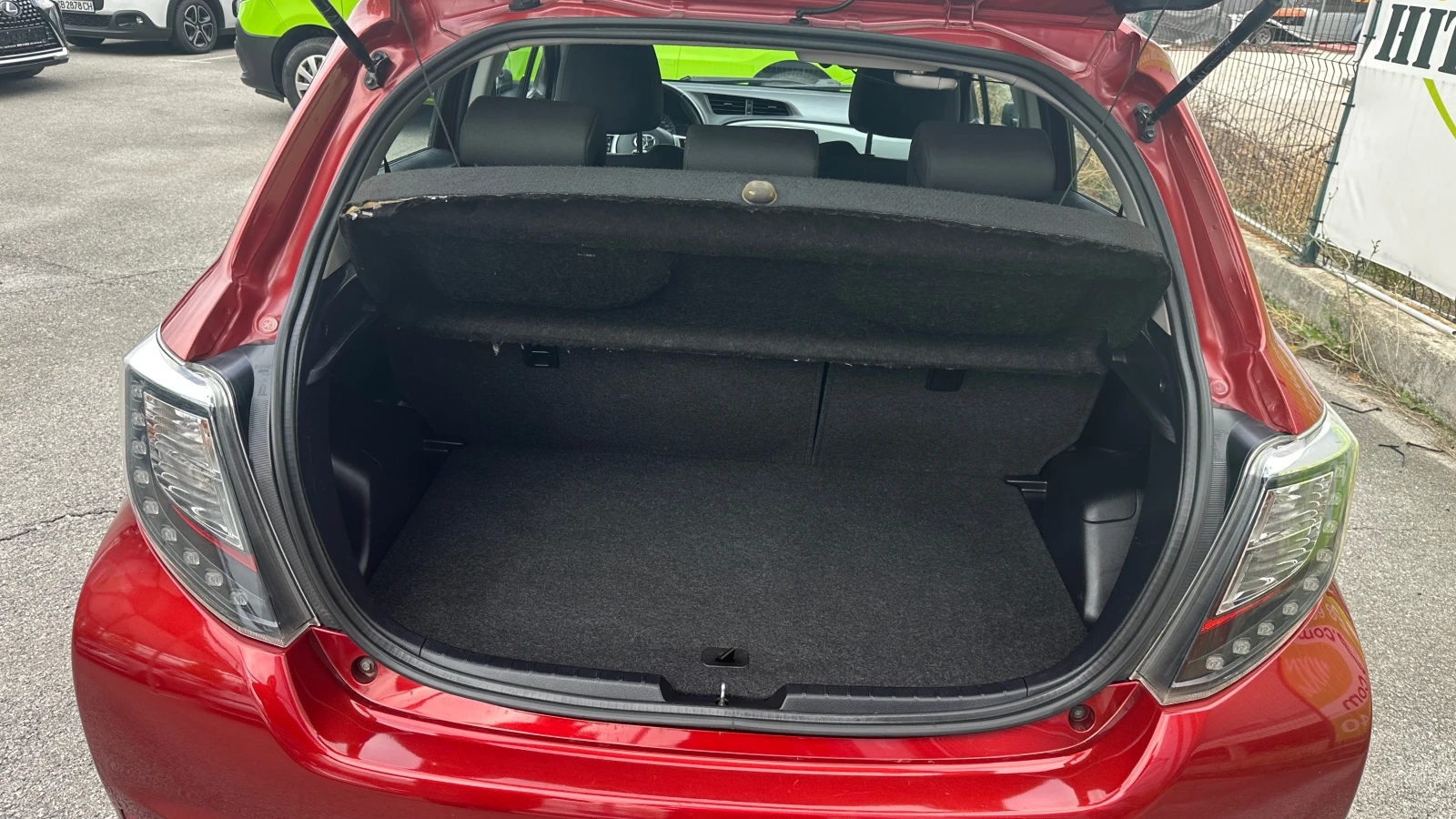 Toyota Yaris 1.5 Hybrid  | Mobile.bg   10