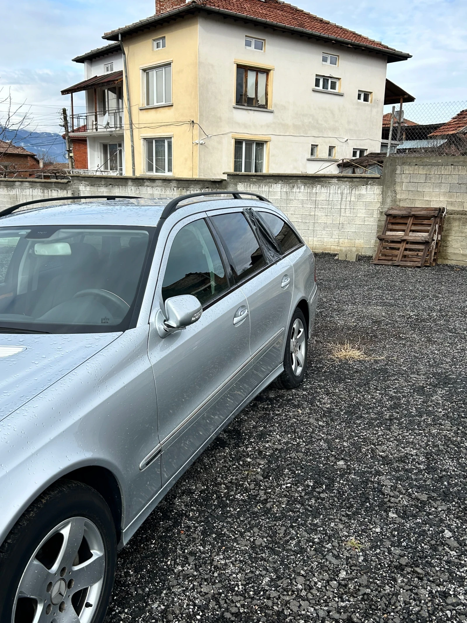 Mercedes-Benz E 280  - изображение 4