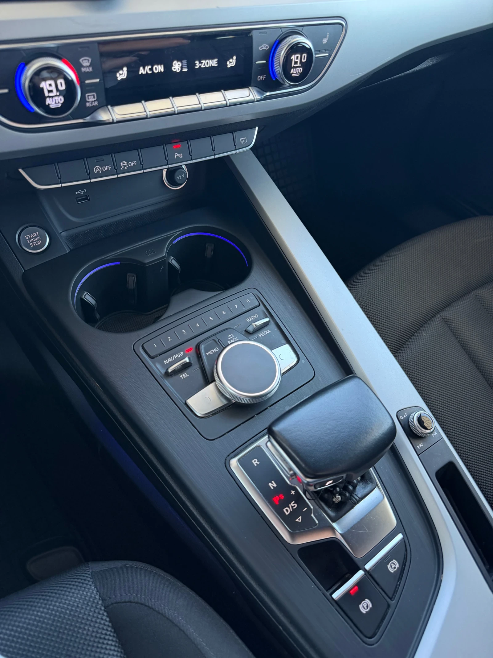 Audi A4 Audi A4 Avant 35 TDI Sport ACC Spur + Totwinkel * , снимка 11 - Автомобили и джипове - 53660843